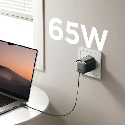 Joyroom Gan 65W Charger with Retractable Cable