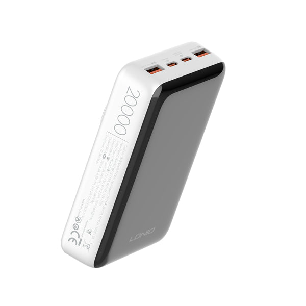 LDNIO PQ18 power bank attached to iPhone via MagSafe